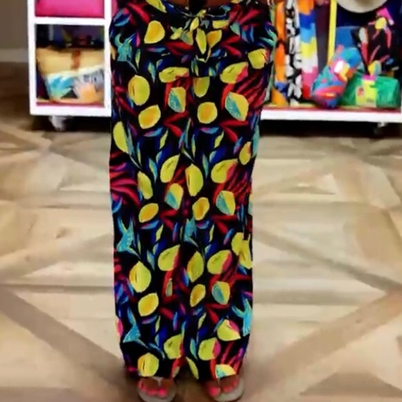 Lemon Print Wide-Leg Pants - Picture 7 of 7